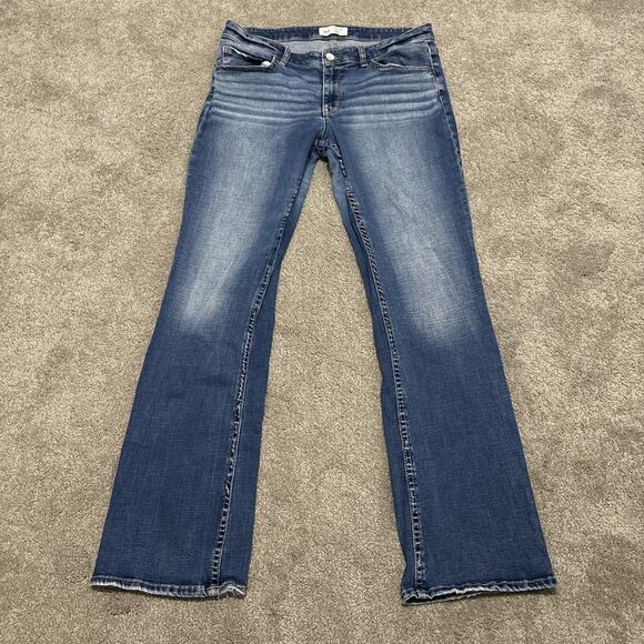 BKE Jeans Women's Size 32x33.5 Payton Mid-Rise Bootcut Leg Blue Denim - Picture 1 of 6